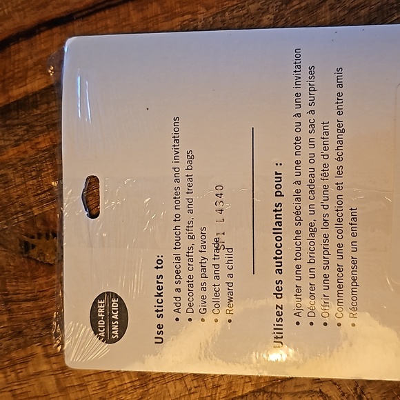 Heartline by Hallmark stickers sealed Green Smiley faces St. Patrick's Day - Picture 7 of 8